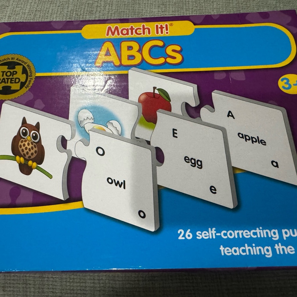 Match It! ABCs Educational Puzzle Game